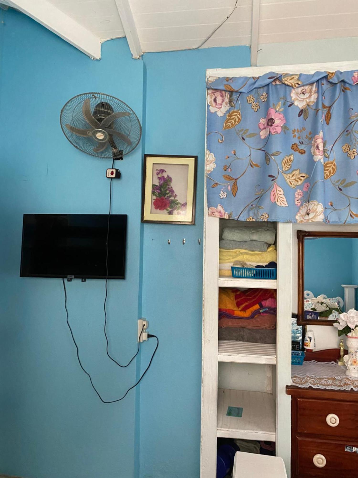 Anne'S Homestay Banse Buitenkant foto
